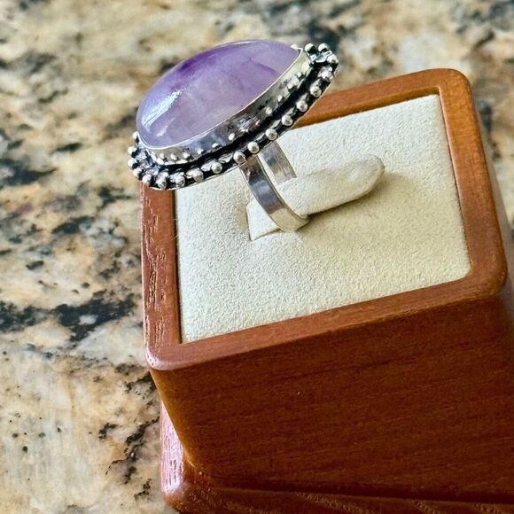 Natural Amethyst Teardrop Cabochon Solitaire Sterling Silver Statement Ring Sz 6 - Picture 3 of 7